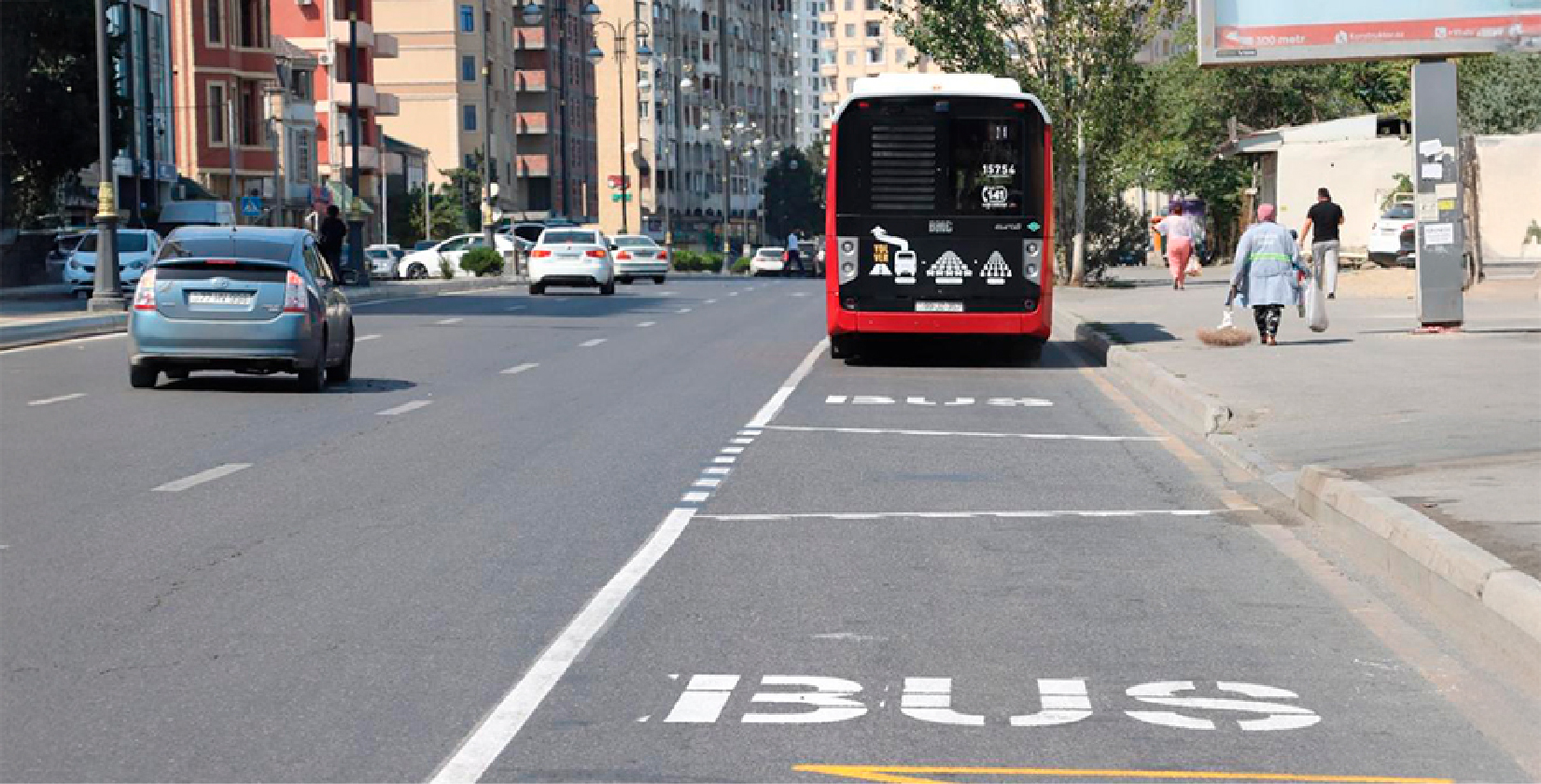 100 km-dən çox avtobus zolağı çəkilib