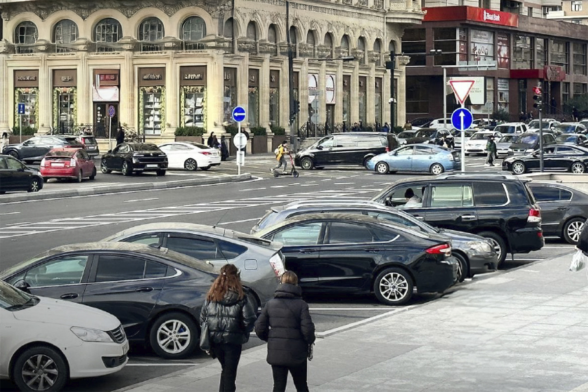 Bakıda sürücülərə müjdə – bu ərazilərdə rahat maşın saxlaya bilərsiniz