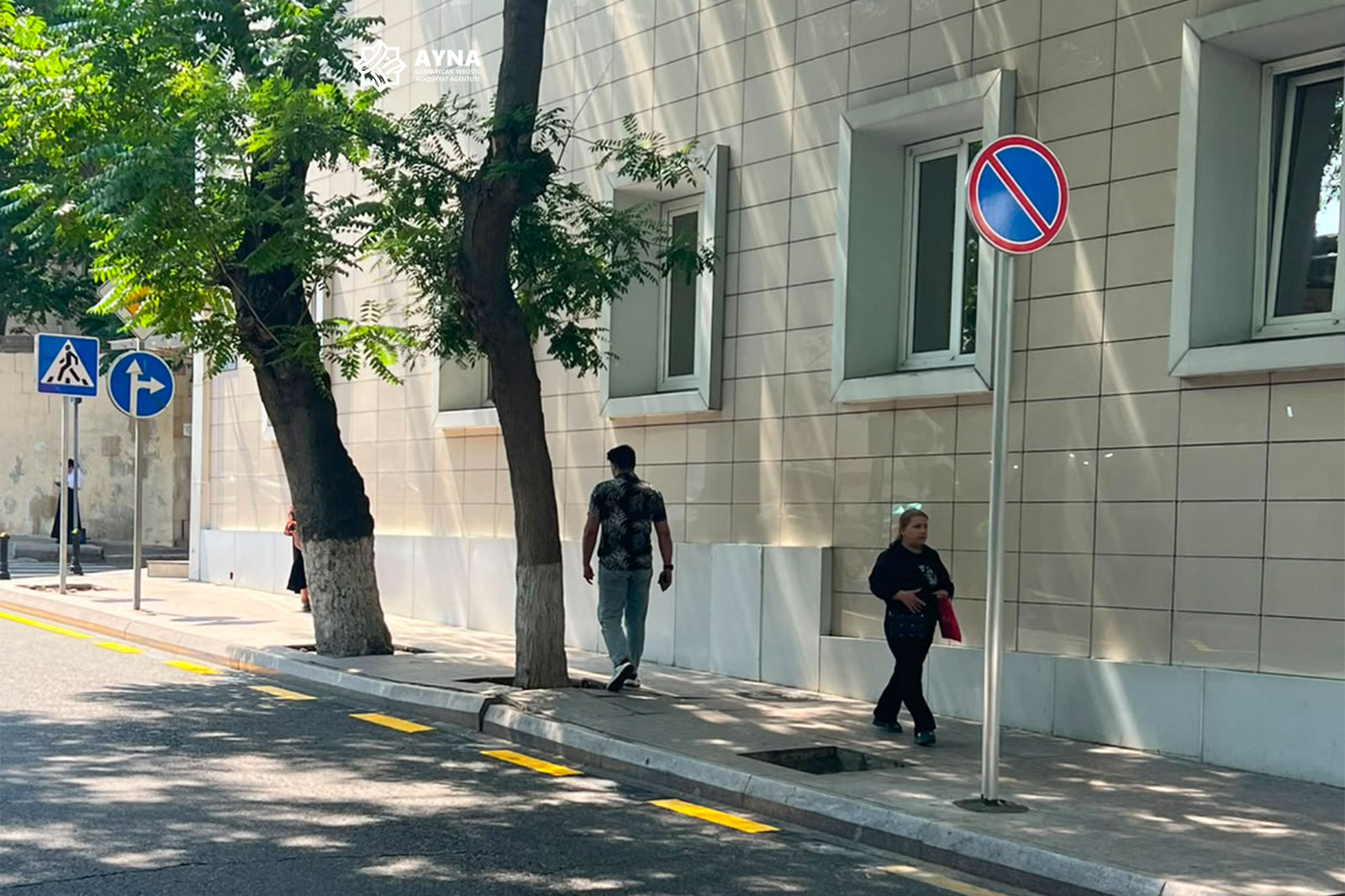 20 tibb müəssisəsinin qarşısında minib-düşmə yerləri və taksi duracağı təşkil edilib