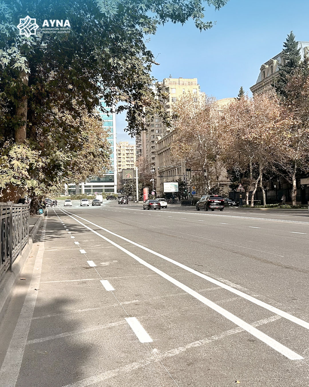 Daha iki küçədə mikromobillik zolağı təşkil edilir