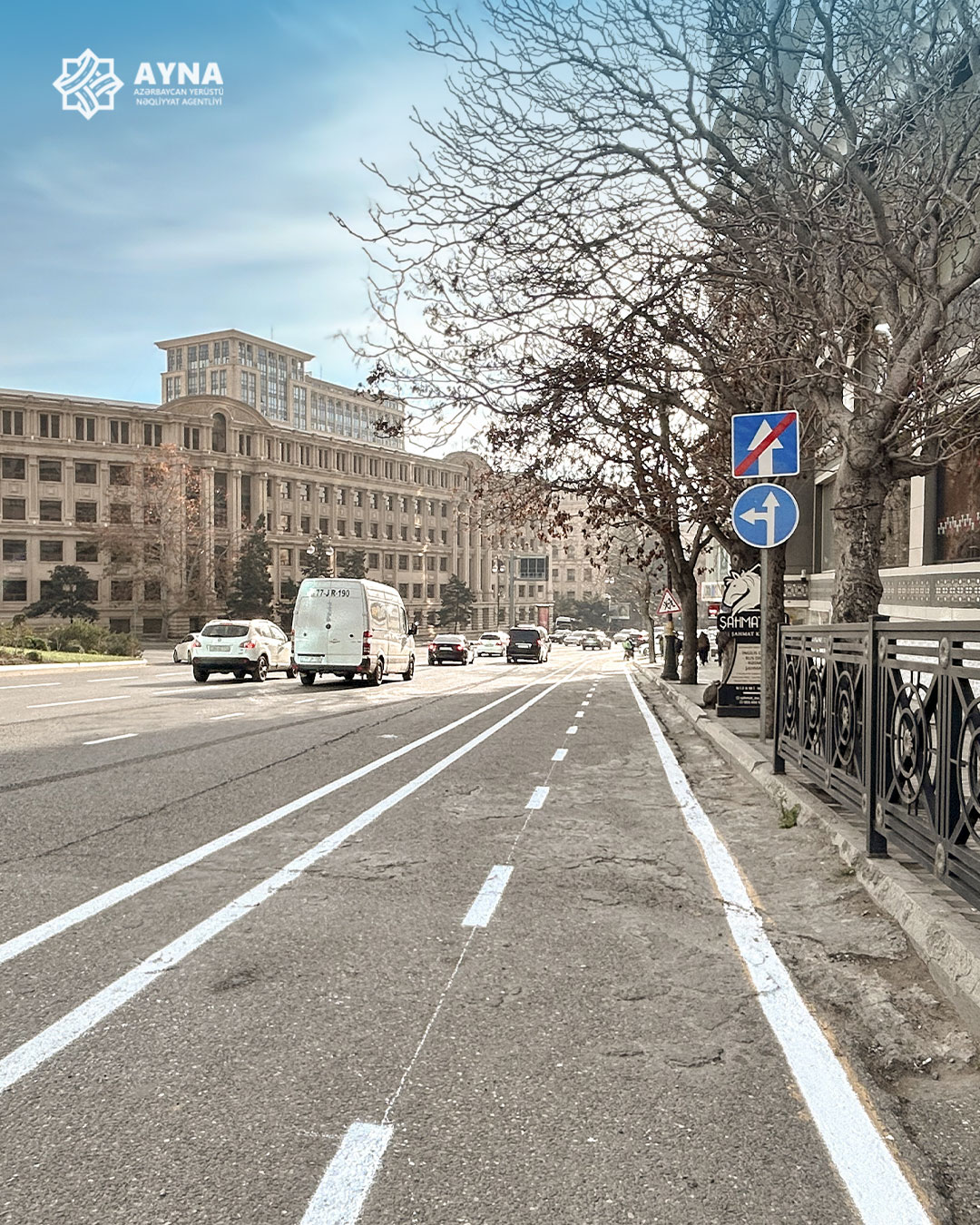 Daha iki küçədə mikromobillik zolağı təşkil edilir