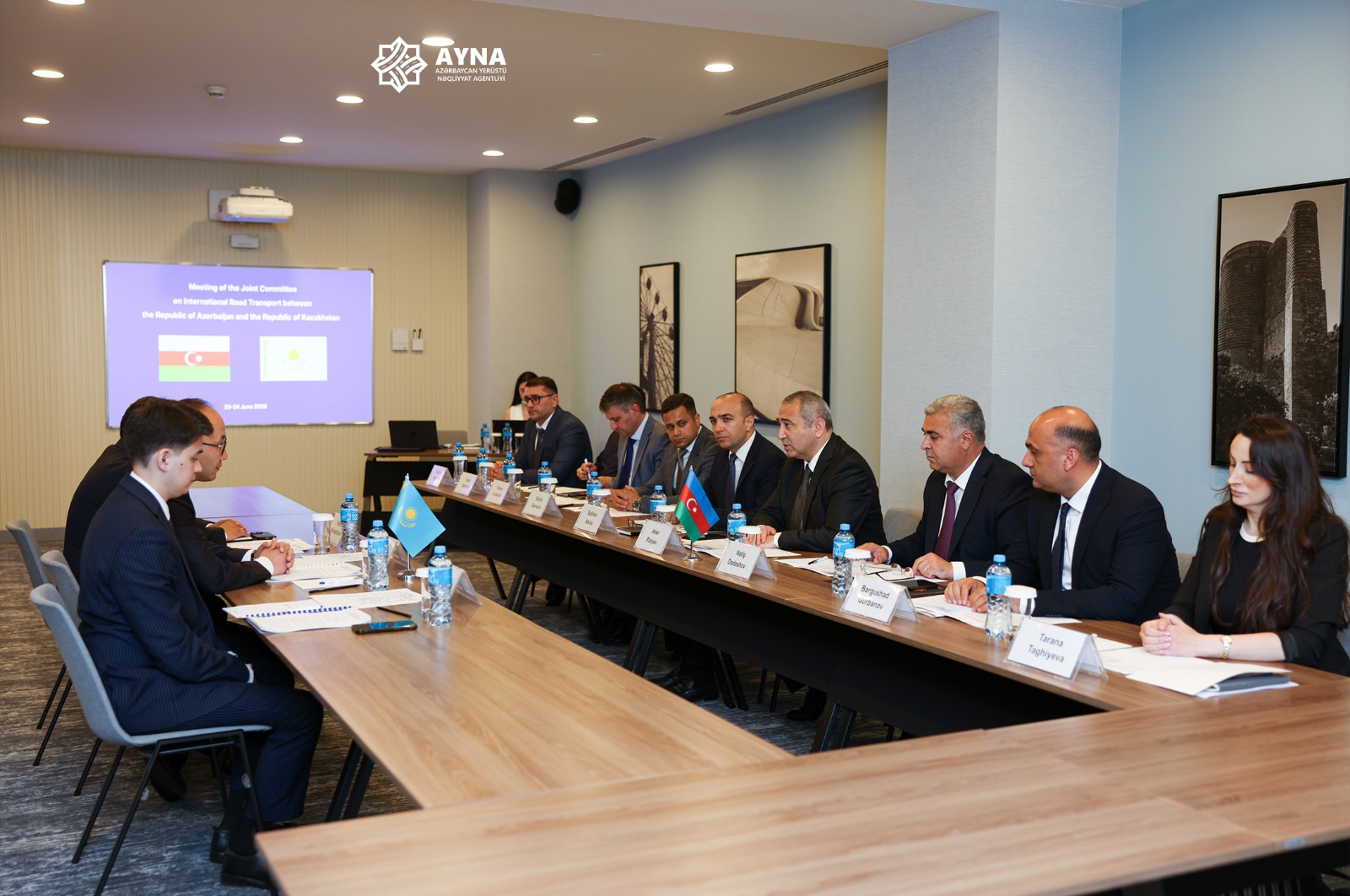 Azərbaycan və Qazaxıstan elektron icazə sisteminə tam keçid barədə razılıq əldə edib